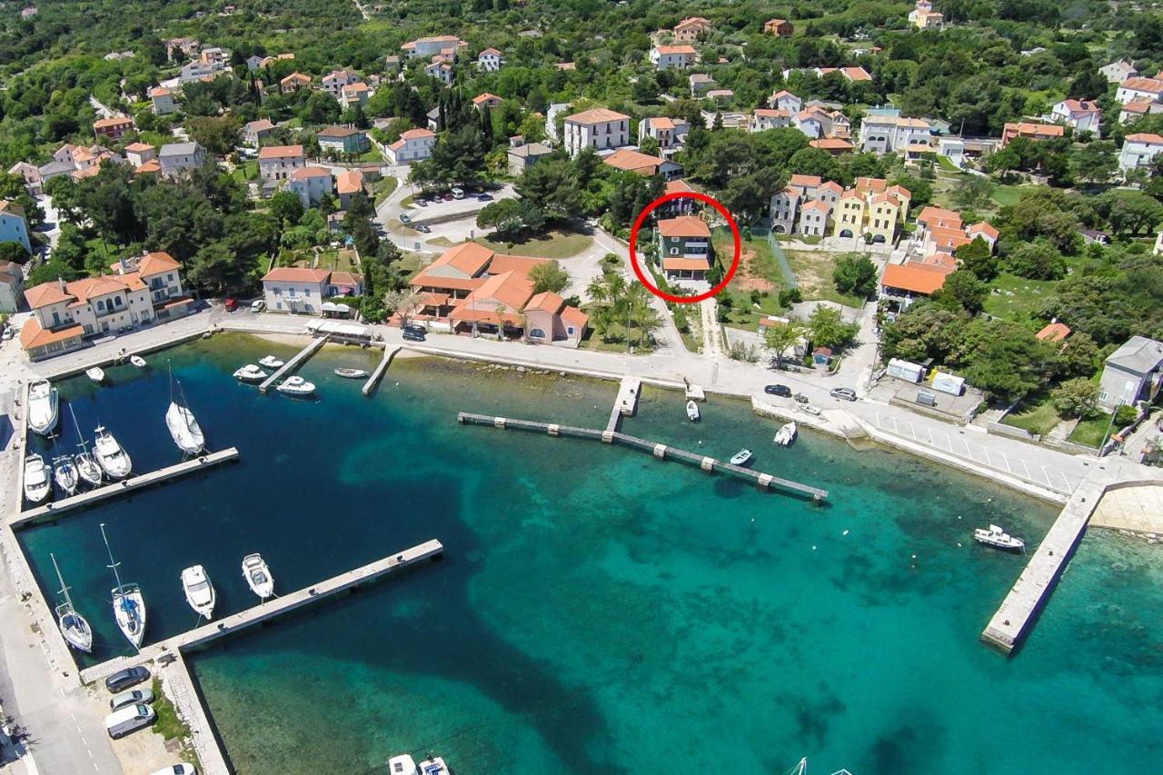 Apartments And Rooms By The Sea Nerezine, Losinj - 11815 エクステリア 写真
