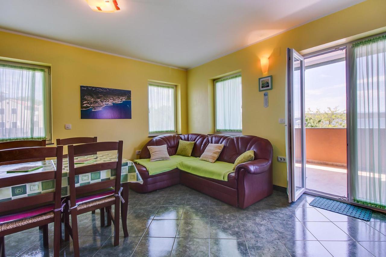 Apartments And Rooms By The Sea Nerezine, Losinj - 11815 エクステリア 写真