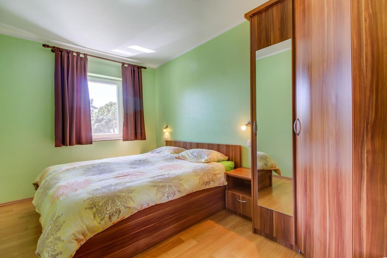 Apartments And Rooms By The Sea Nerezine, Losinj - 11815 エクステリア 写真