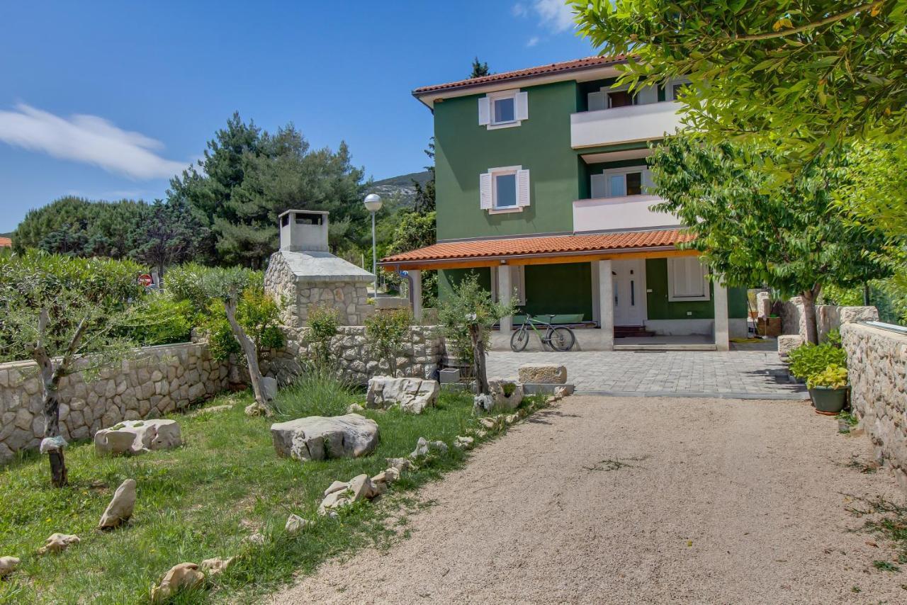 Apartments And Rooms By The Sea Nerezine, Losinj - 11815 エクステリア 写真